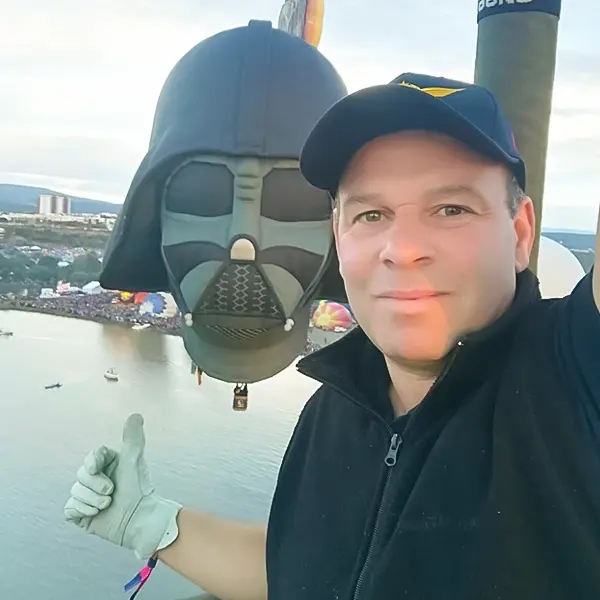pilot raache karim